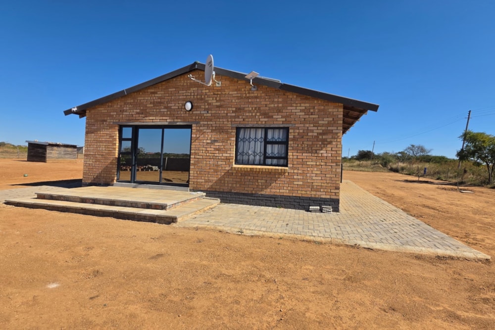 Lifestyle property for sale in Bulawayo, Zimbabwe - 3ZB1743939 Lifestyle property for sale in Bulawayo, Zimbabwe - 3ZB1743939