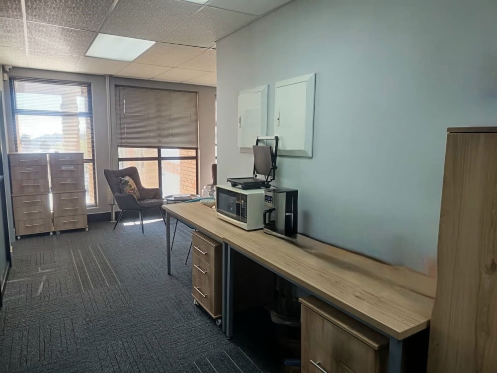 Commercial office to rent in Langenhovenpark - 1BX1744027 Commercial office to rent in Langenhovenpark - 1BX1744027