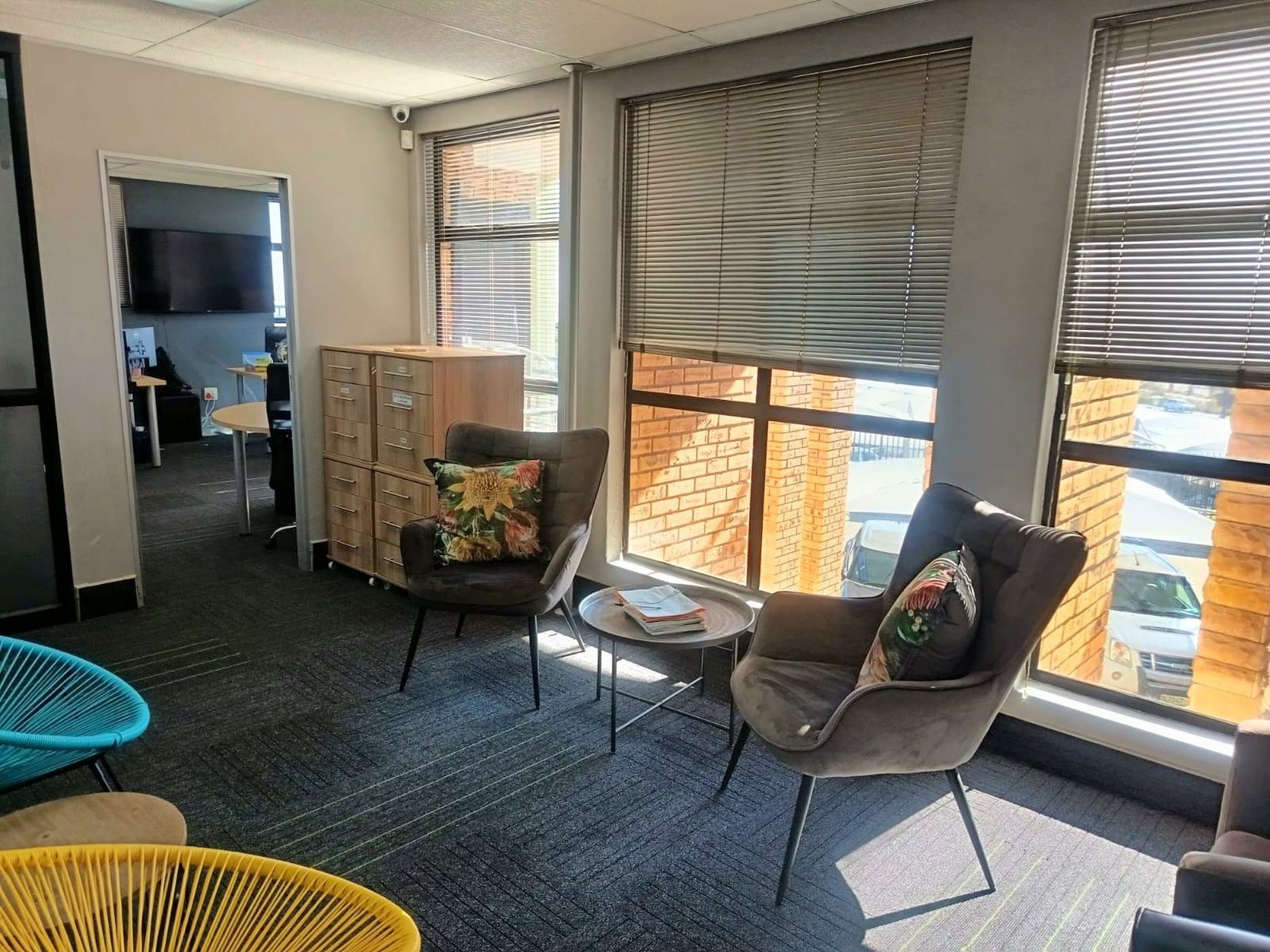 Commercial office to rent in Langenhovenpark - 1BX1744027