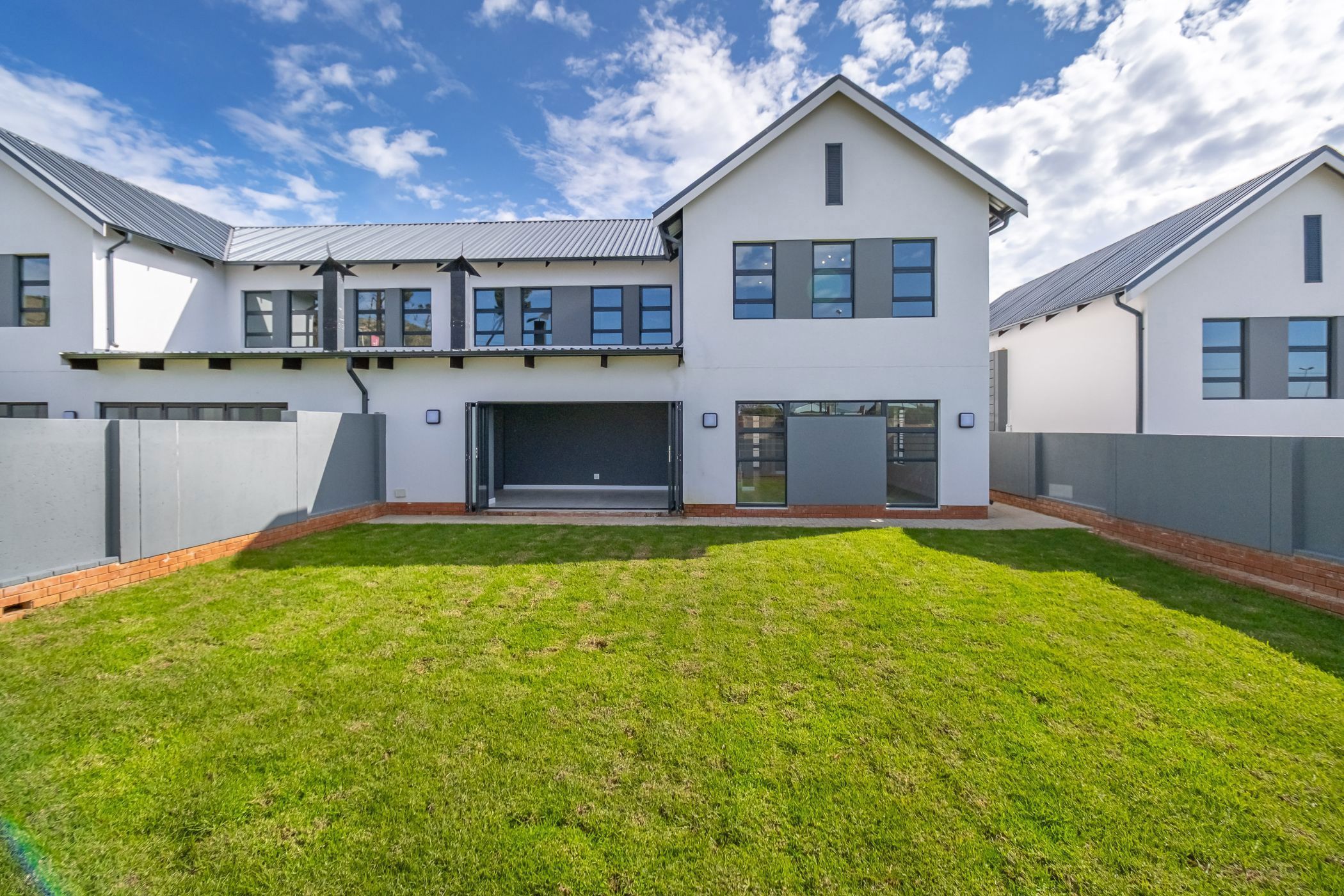 Townhouse for sale in Homes Haven - 1KR1744209
