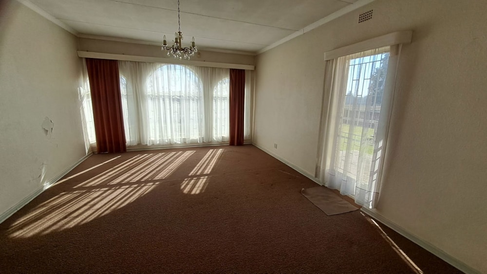 House for sale in Middelburg South (Mpumalanga South)  - 1MD1744120