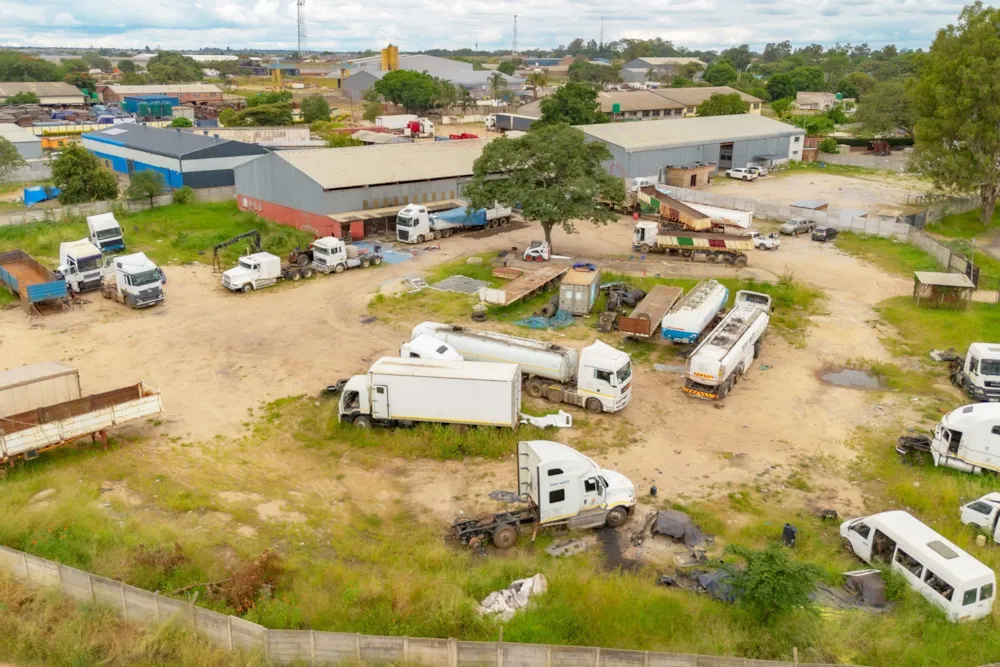 Commercial industrial property for sale in Ruwa, Zimbabwe - 3ZB1744157 Commercial industrial property for sale in Ruwa, Zimbabwe - 3ZB1744157
