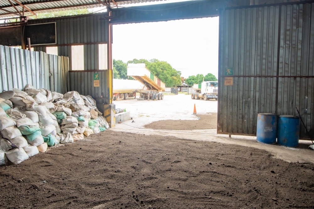 Commercial industrial property for sale in Ruwa, Zimbabwe - 3ZB1744157