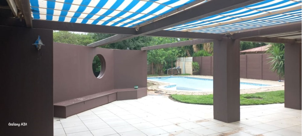 Single-storey house for sale in St Helena - 1WM1744232