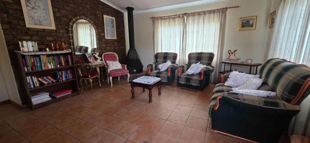 House for sale in Cradock - 1KK1744301