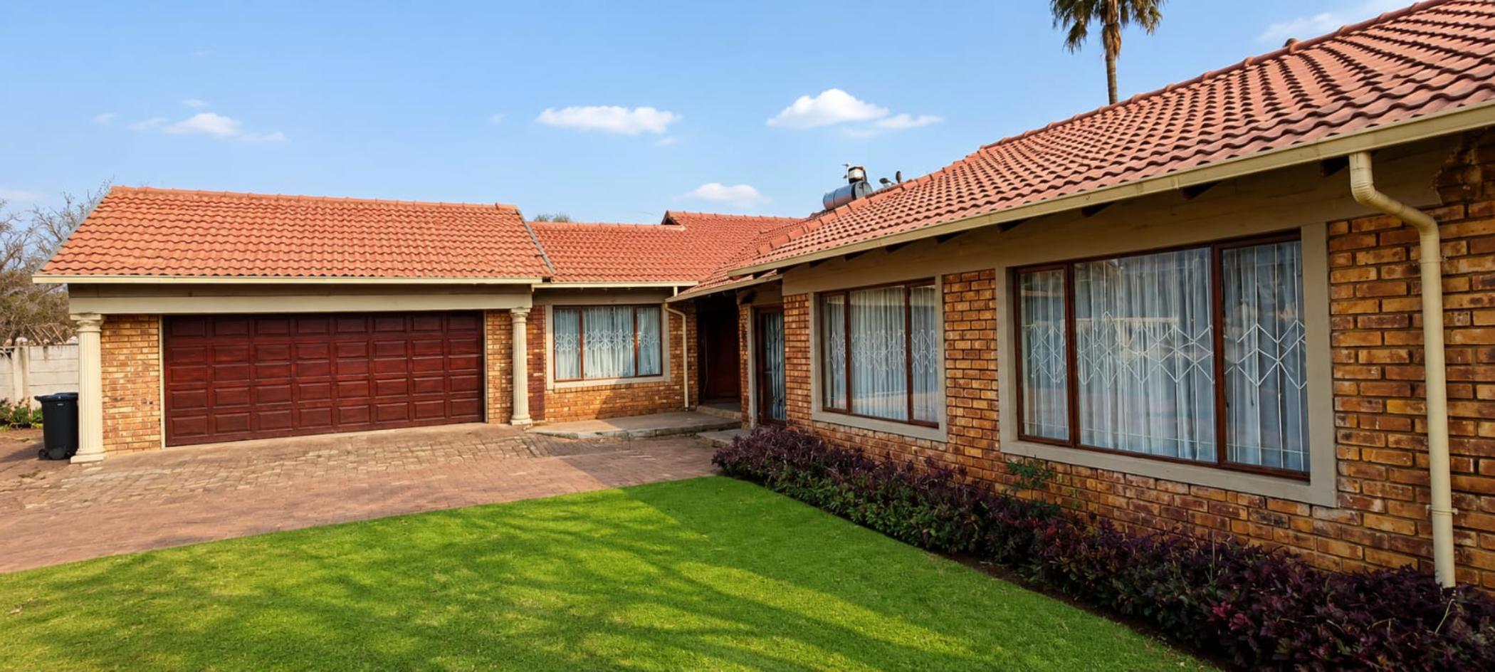 House for sale in Dawn Park - BOK1744347