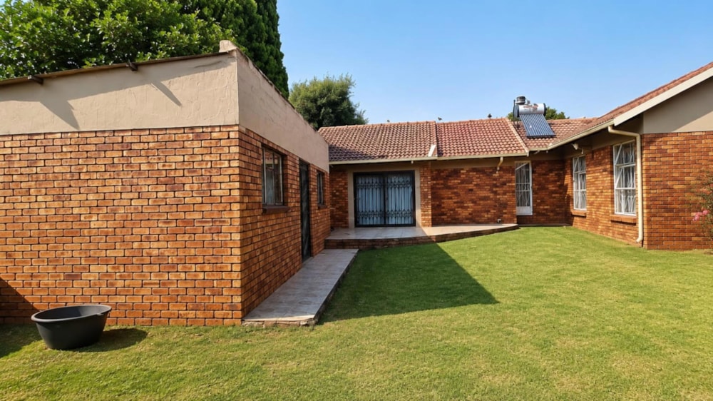 House for sale in Dawn Park - BOK1744347