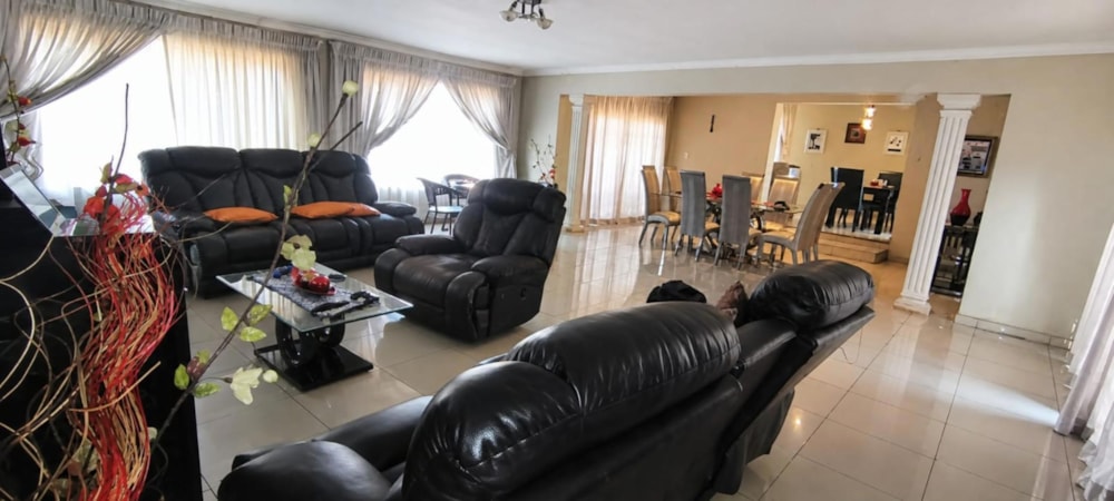 House for sale in Dawn Park - BOK1744347