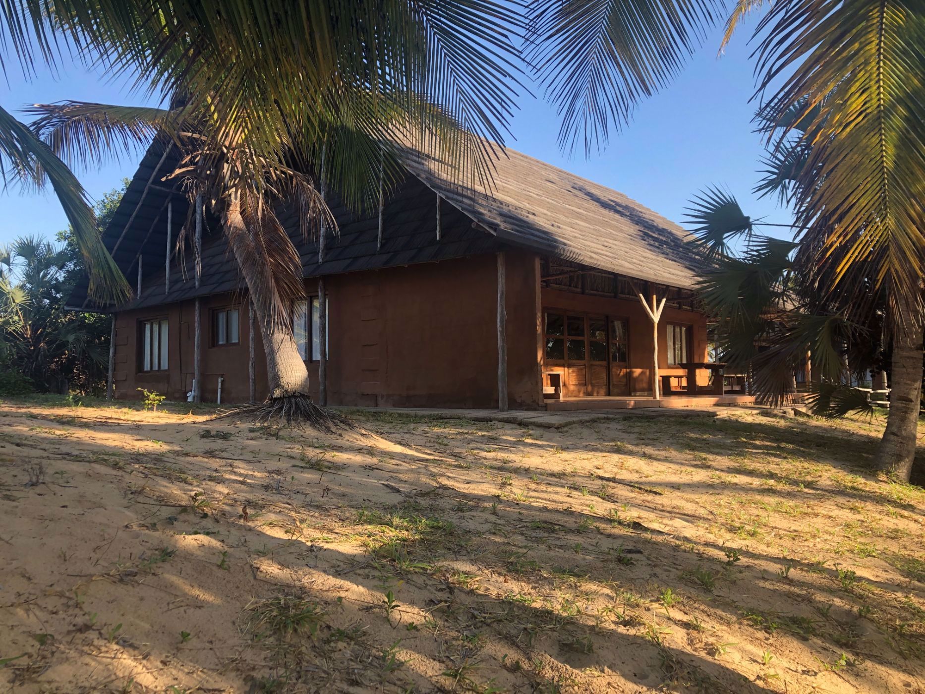 Beach bungalow for sale in Morrumbene, Mozambique - 3MQ1744368