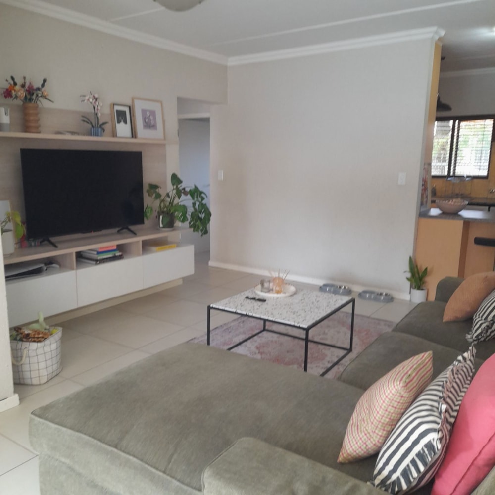 Apartment to rent in Douglasdale - FYL1744373