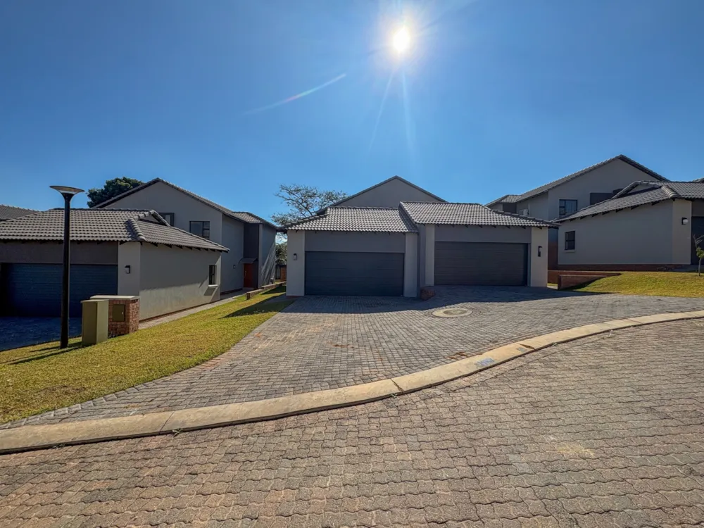 House for sale in Stonehenge - 1NS1744385 House for sale in Stonehenge - 1NS1744385