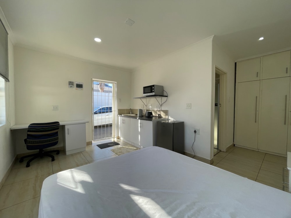 House to rent in Panorama, Parow - 1PLA1744396
