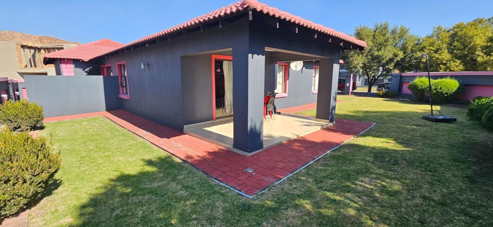 House for sale in Helderwyk Estate - 1BJ1744431
