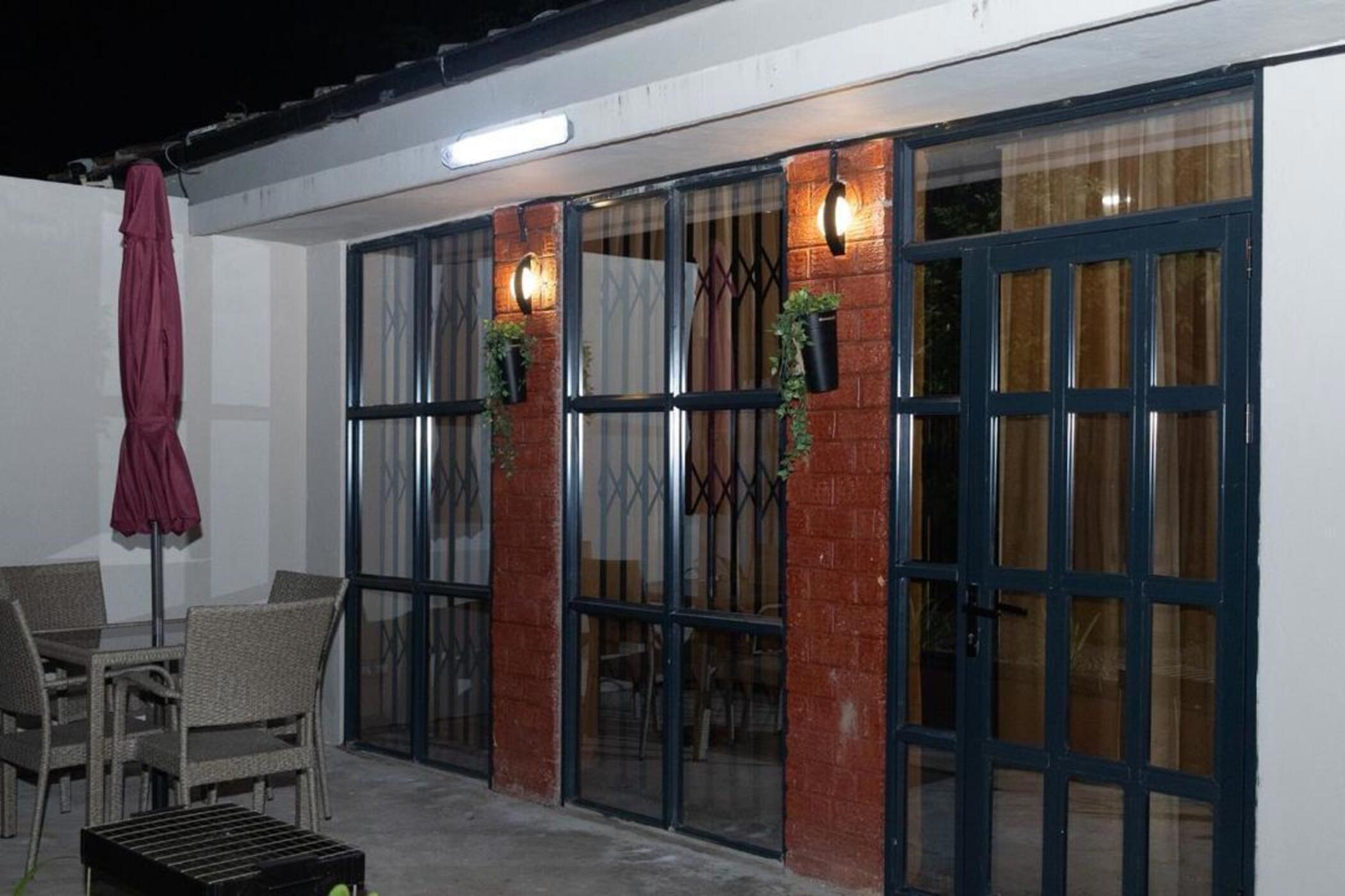 Apartment to rent in Roma, Zambia - 3ZA1744527