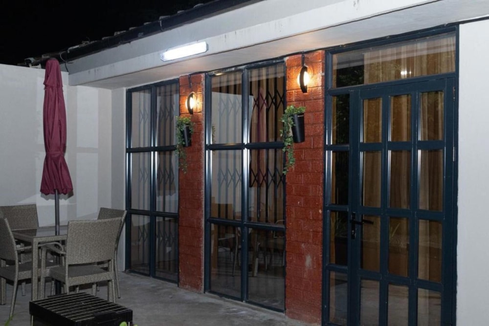 Apartment to rent in Roma, Zambia - 3ZA1744527