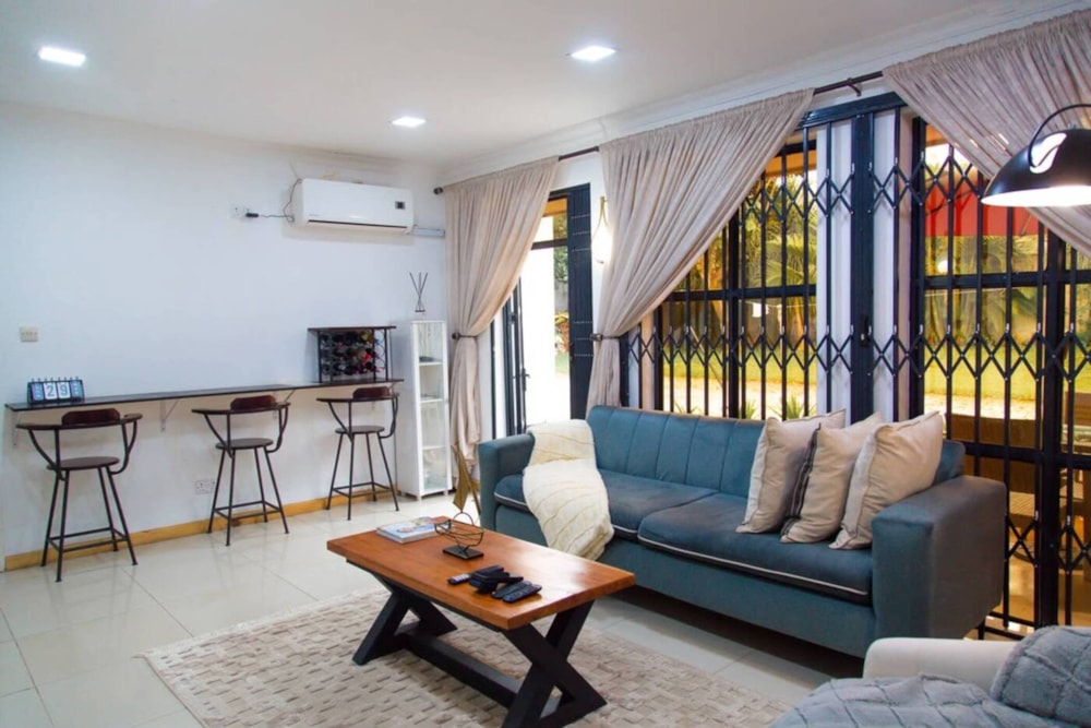 Apartment to rent in Roma, Zambia - 3ZA1744527