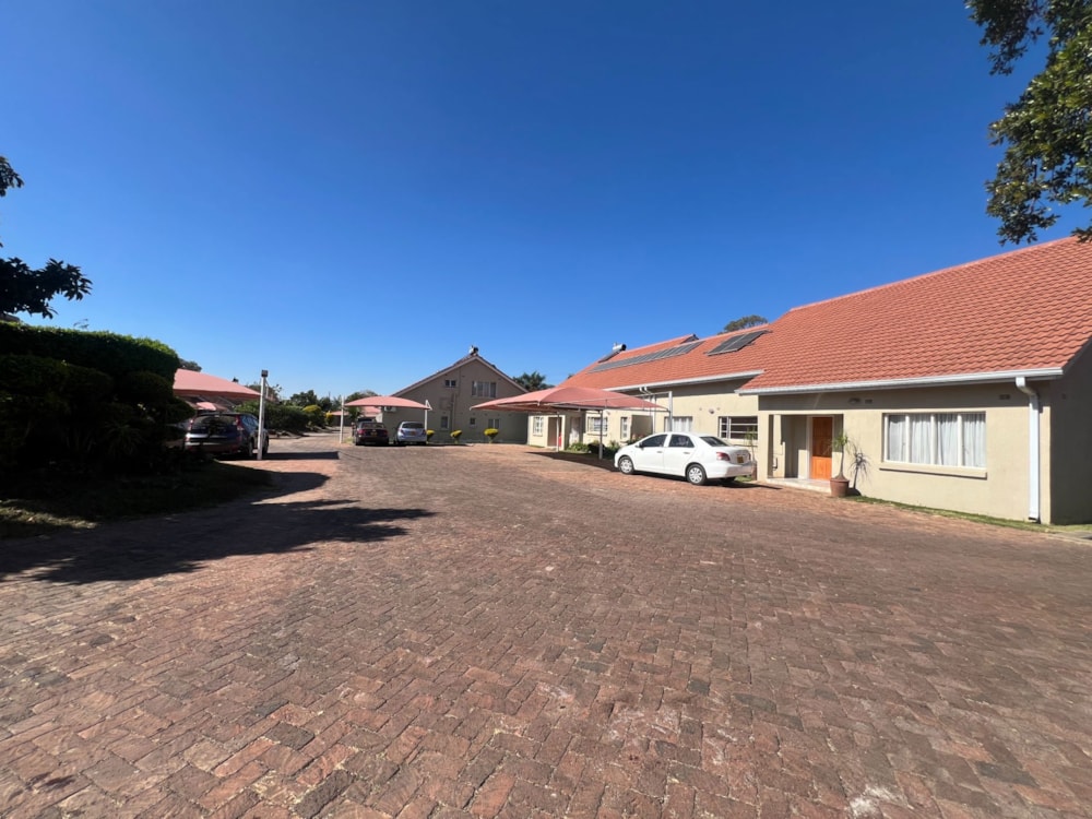 Double-storey cluster to rent in Marlborough, Zimbabwe - 3ZB1744533