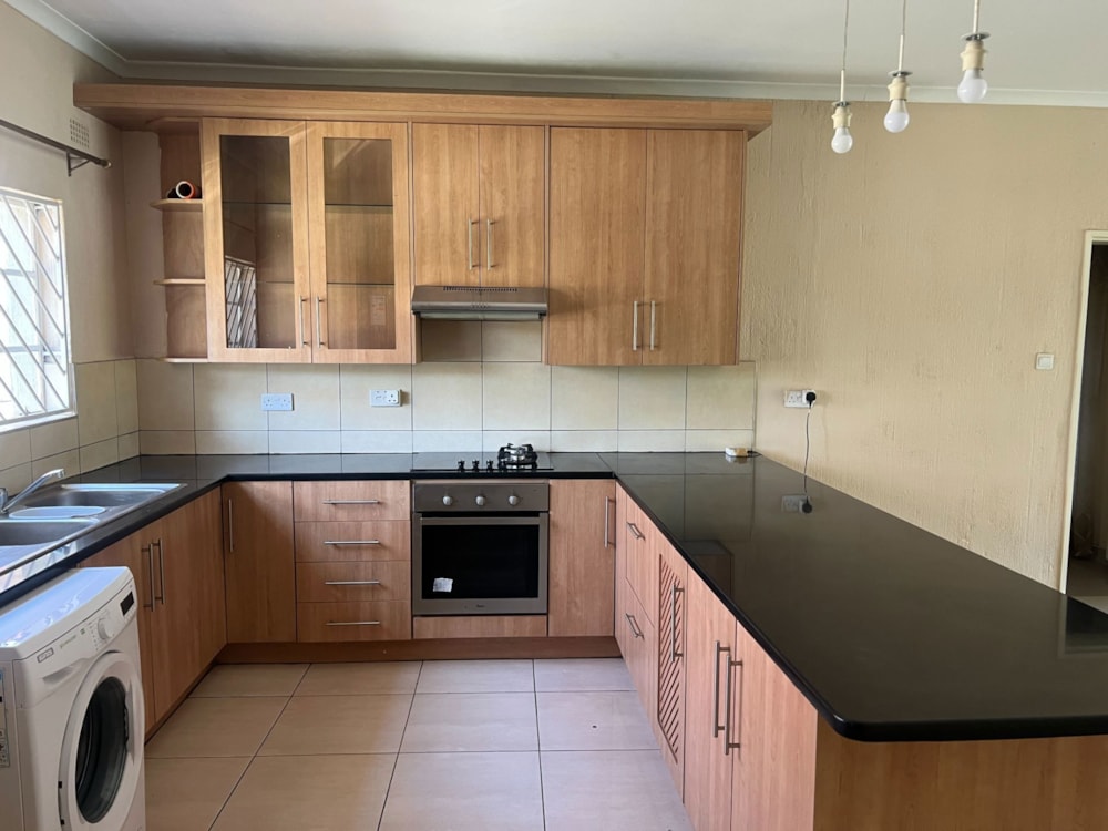 Double-storey cluster to rent in Marlborough, Zimbabwe - 3ZB1744533