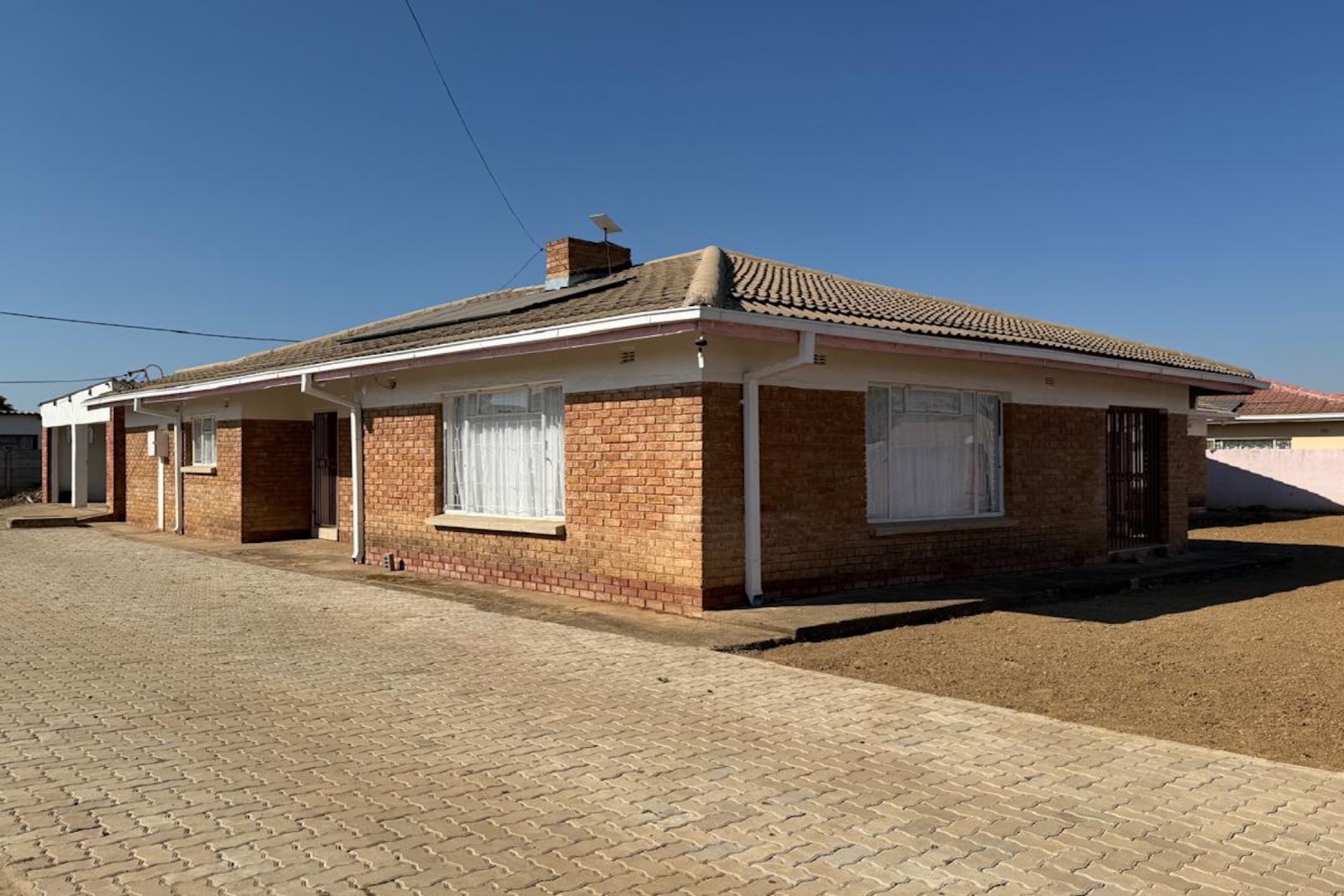 House for sale in Selbourne Park, Zimbabwe - 3ZB1744557
