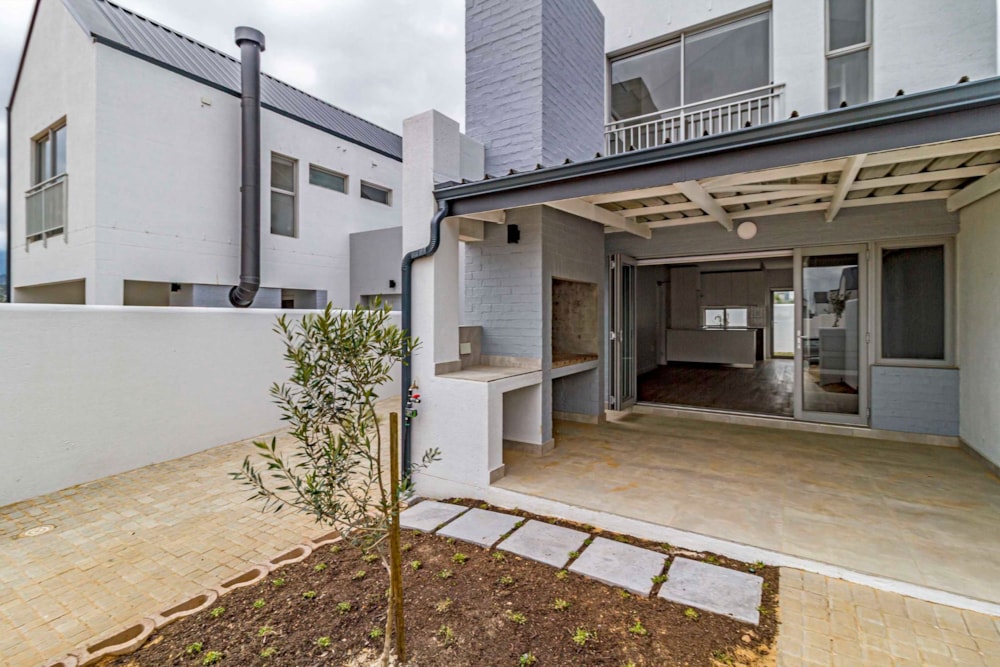 Townhouse to rent in Newinbosch - STL1744582