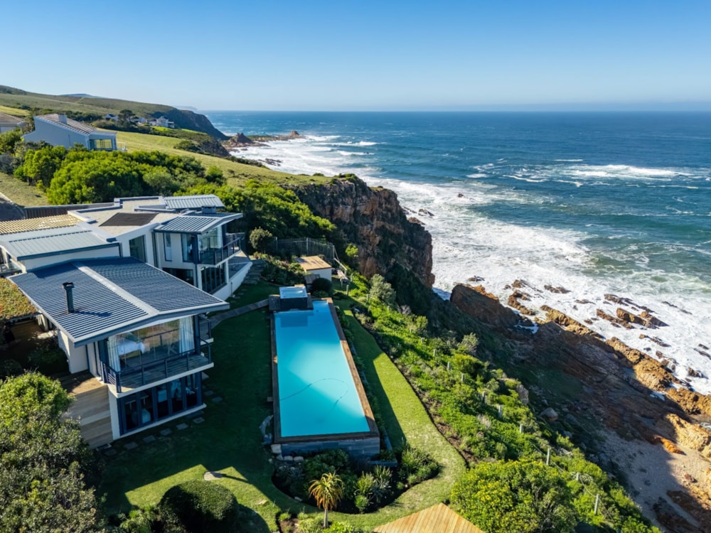 House to rent in The Heads, Knysna - 1KG1742833