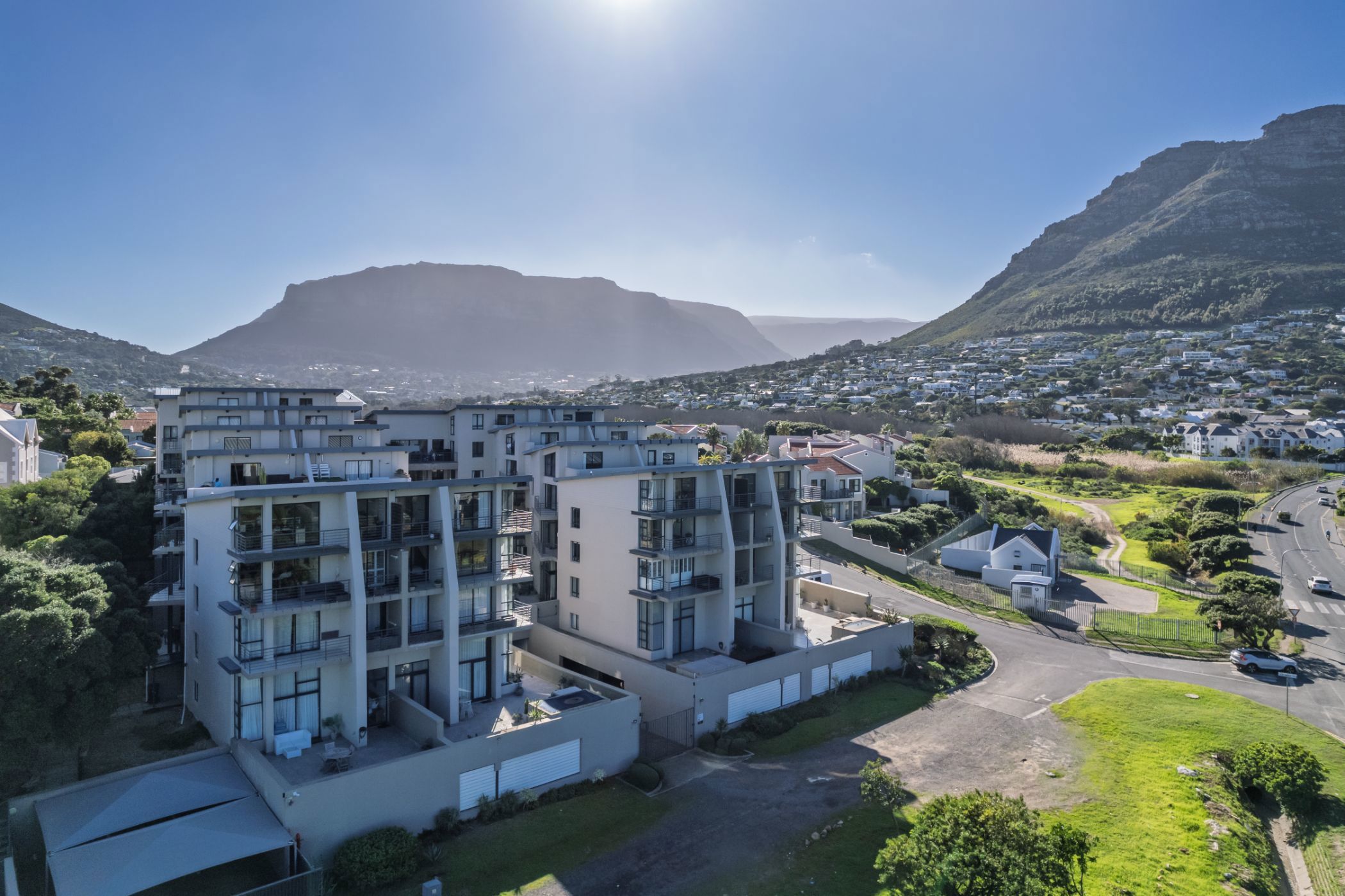 Double-storey apartment for sale in Beach Estate - HOB1742929