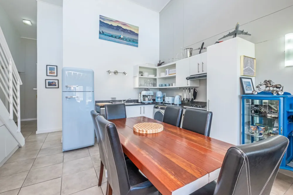Double-storey apartment for sale in Beach Estate - HOB1754187