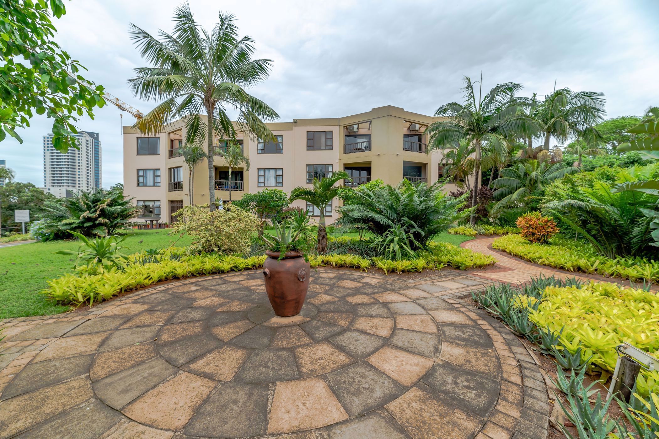 Apartment for sale in uMhlanga Rocks - 1ND1743566