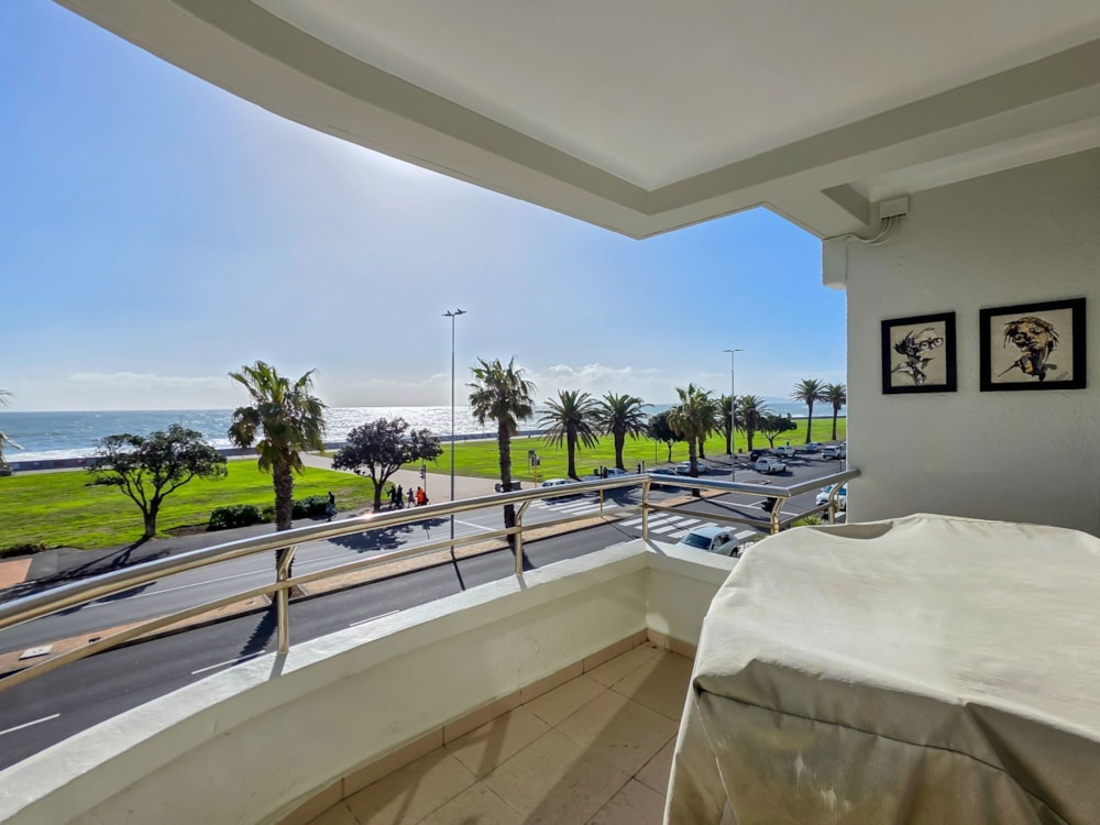 Apartment for sale in Sea Point - AS1742048 Apartment for sale in Sea Point - AS1742048