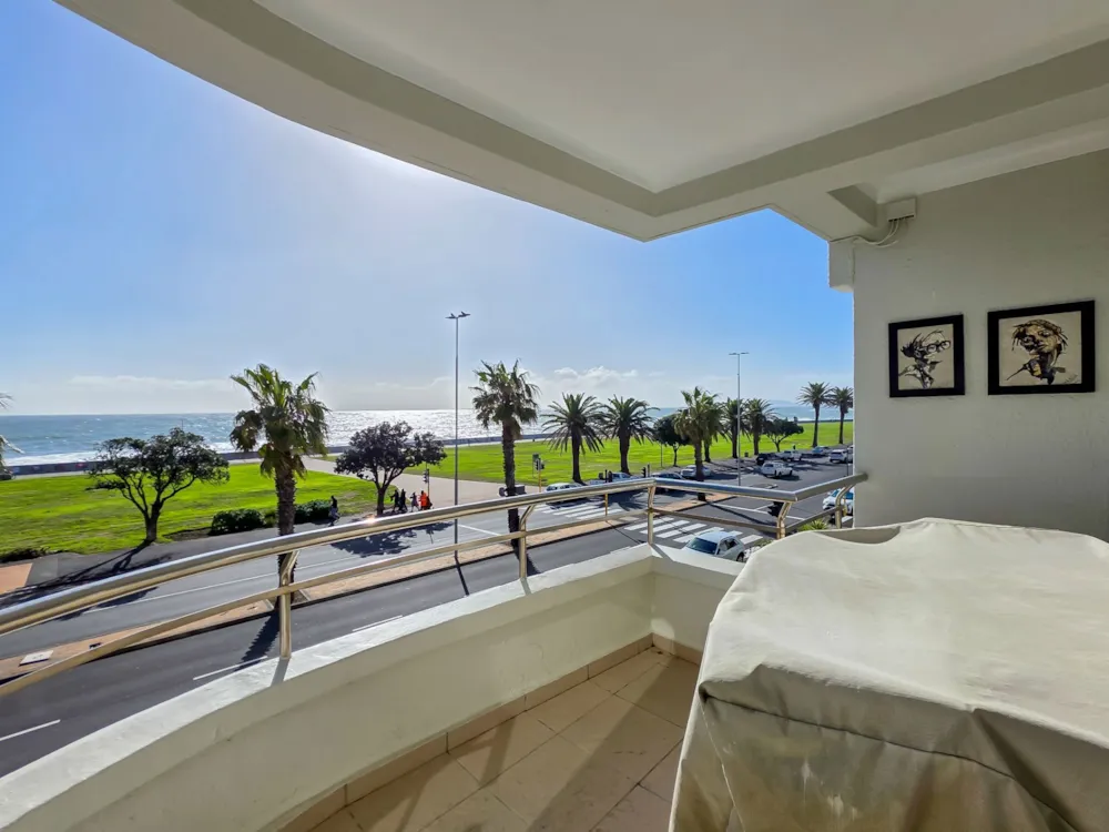 Apartment sold in Sea Point - AS1742048 Apartment sold in Sea Point - AS1742048