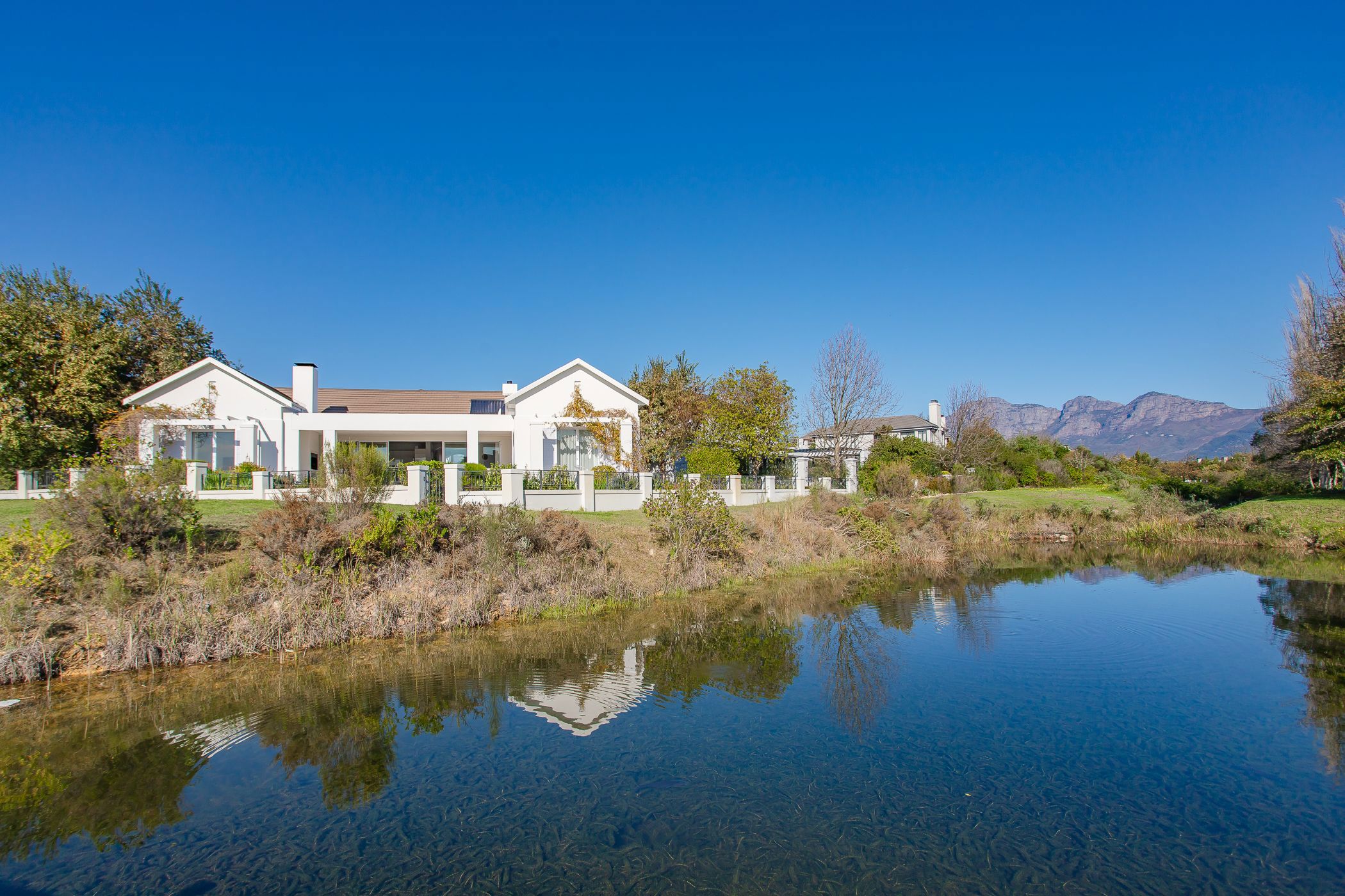 Security estate home to rent in Val de Vie Estate - TKL1756305