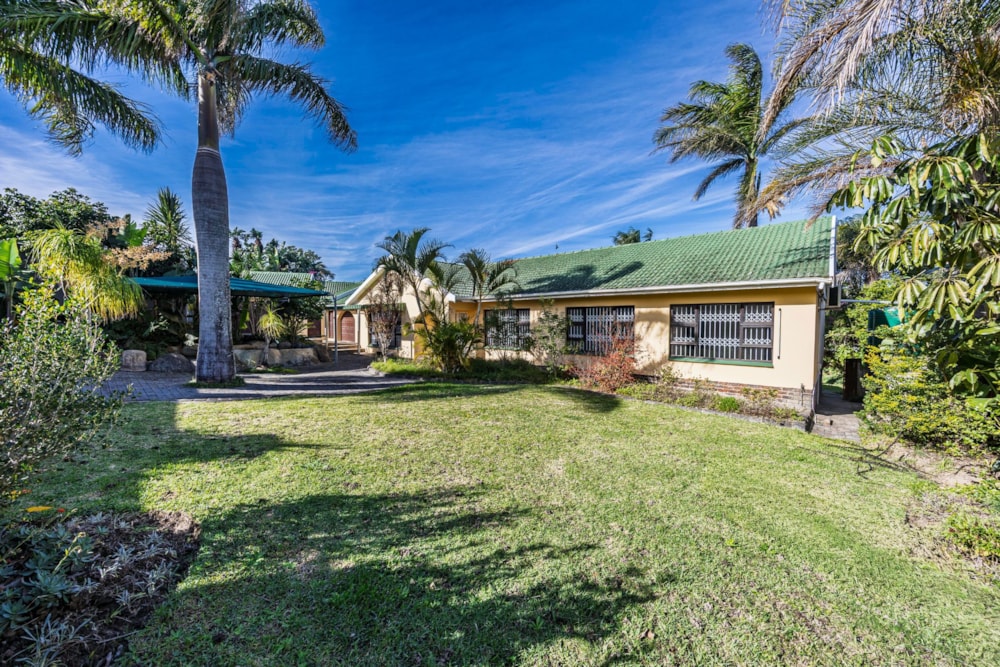 House for sale in Beacon Bay - 1EZ1742862
