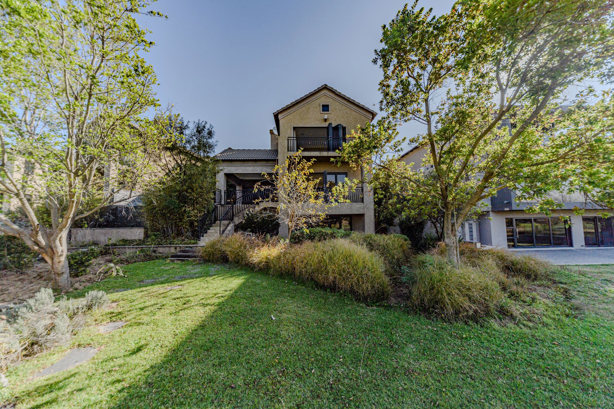 Golf estate house for sale in Blue Valley Golf Estate - CN1741964