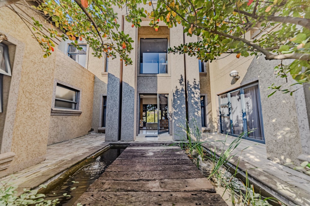 Golf estate house for sale in Blue Valley Golf Estate - CN1741964