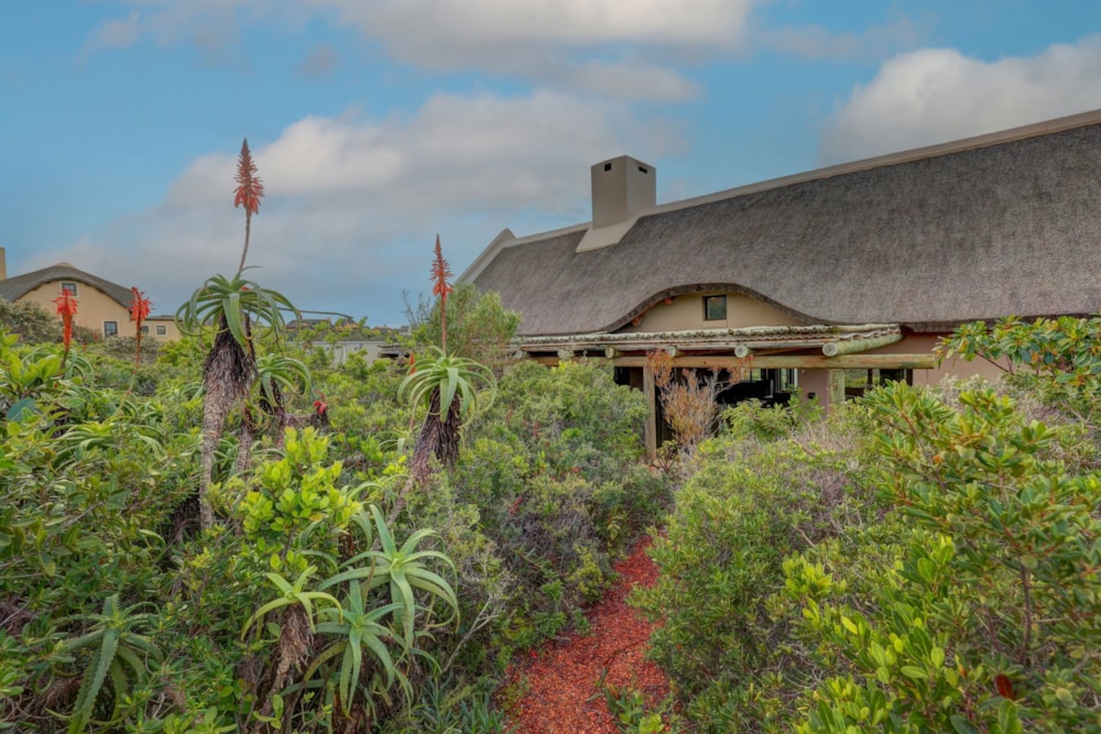 Beachfront villa for sale in Springerbaai Eco Estate - 1MB1738056 Beachfront villa for sale in Springerbaai Eco Estate - 1MB1738056