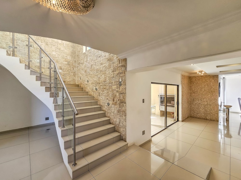 Security estate home for sale in Birdwood - 1HR1720786