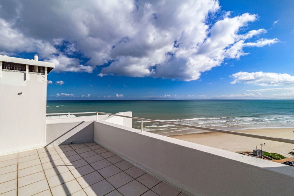 Penthouse apartment sold in Strand - SW1741443