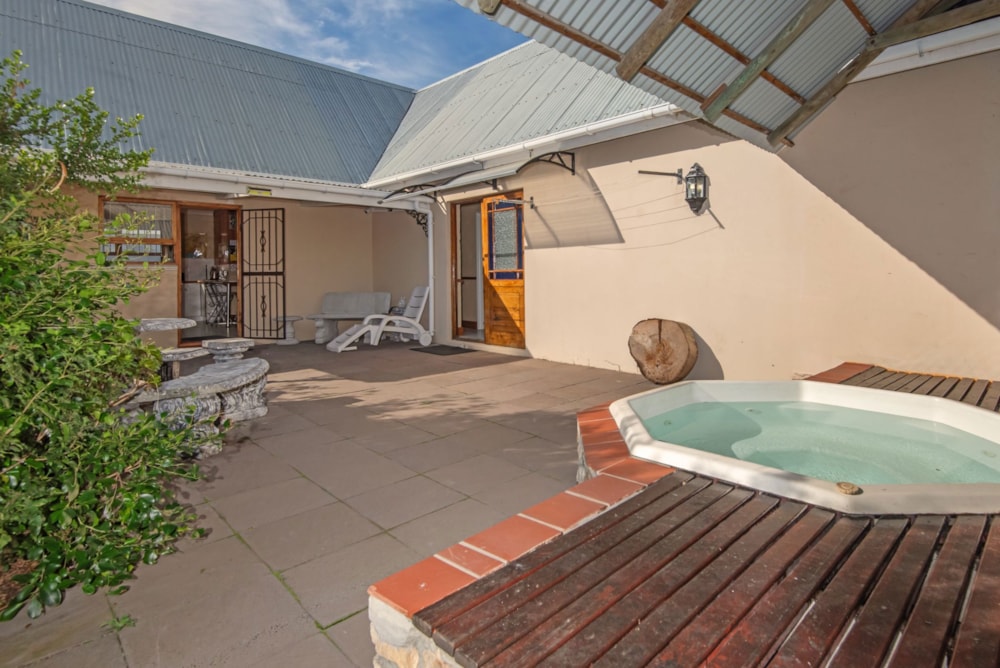 House for sale in Bettys Bay - KN1738526