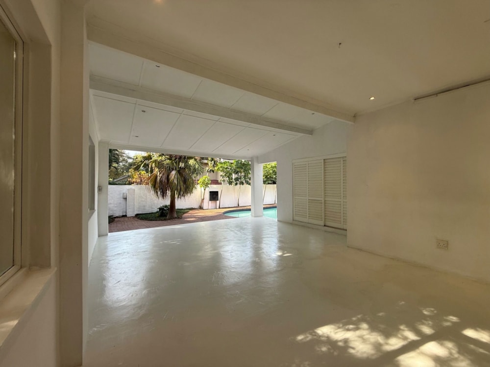 Double-storey house for sale in Durban North - 1ND1743282 Double-storey house for sale in Durban North - 1ND1743282