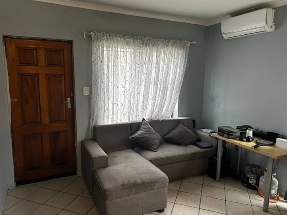 Single-storey house sold in Hagley, Kuils River - 1KV1745966