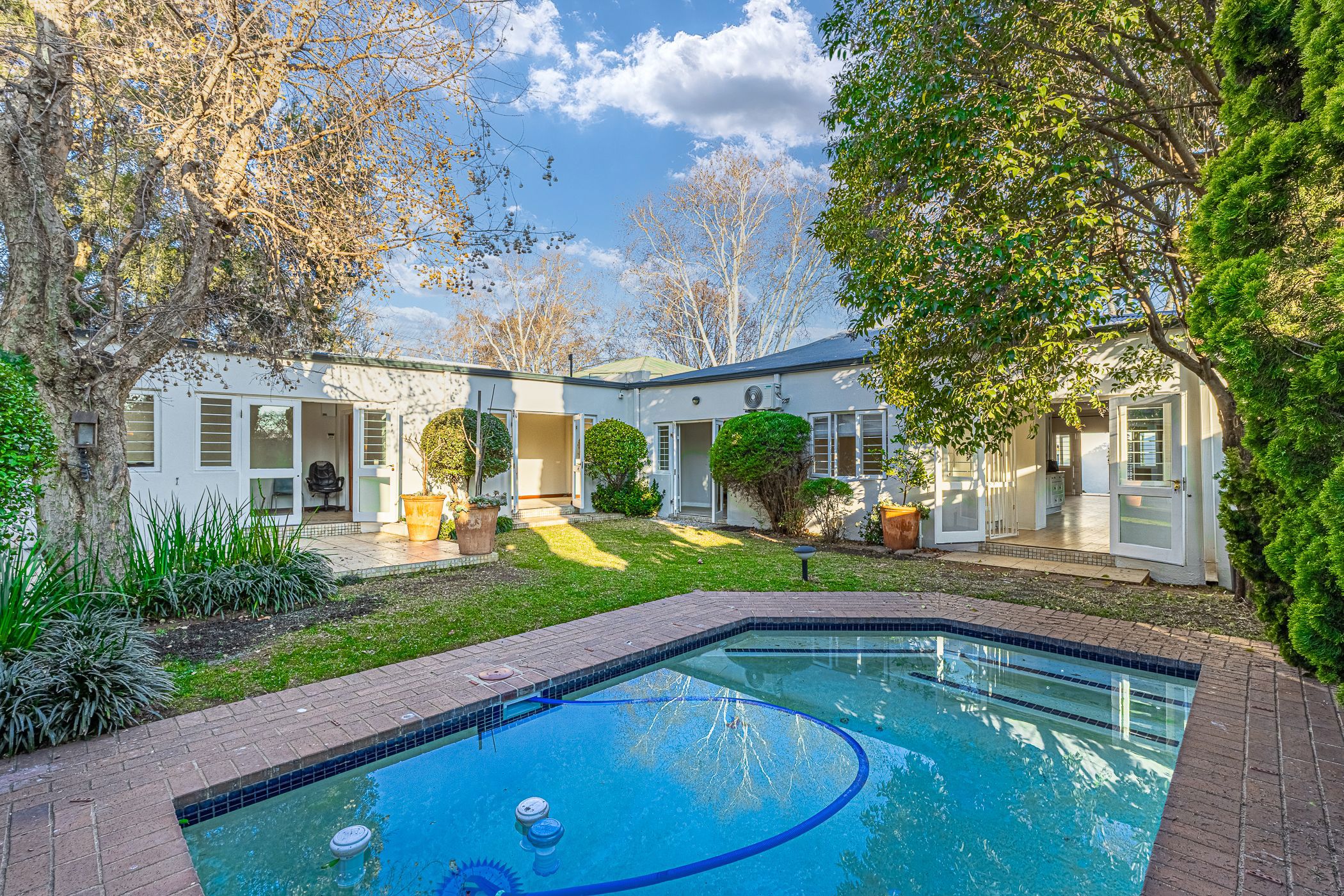 House let in Parkhurst - JBL1742411