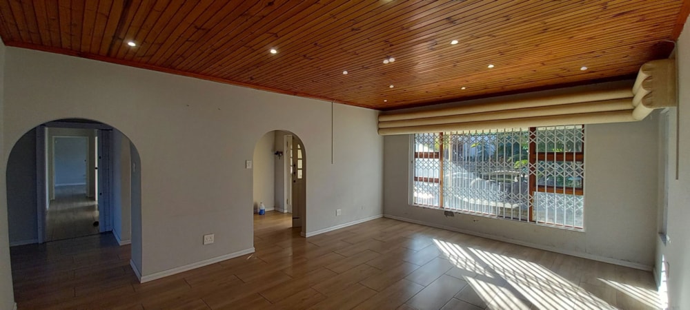 House to rent in Beacon Bay - 1ET1571654 House to rent in Beacon Bay - 1ET1571654