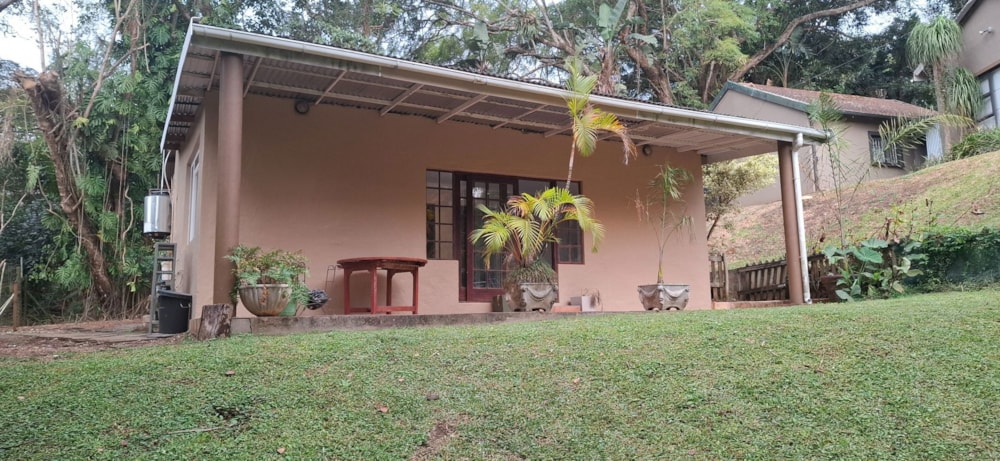 Garden cottage to rent in Kloof - 1KF1742661 Garden cottage to rent in Kloof - 1KF1742661