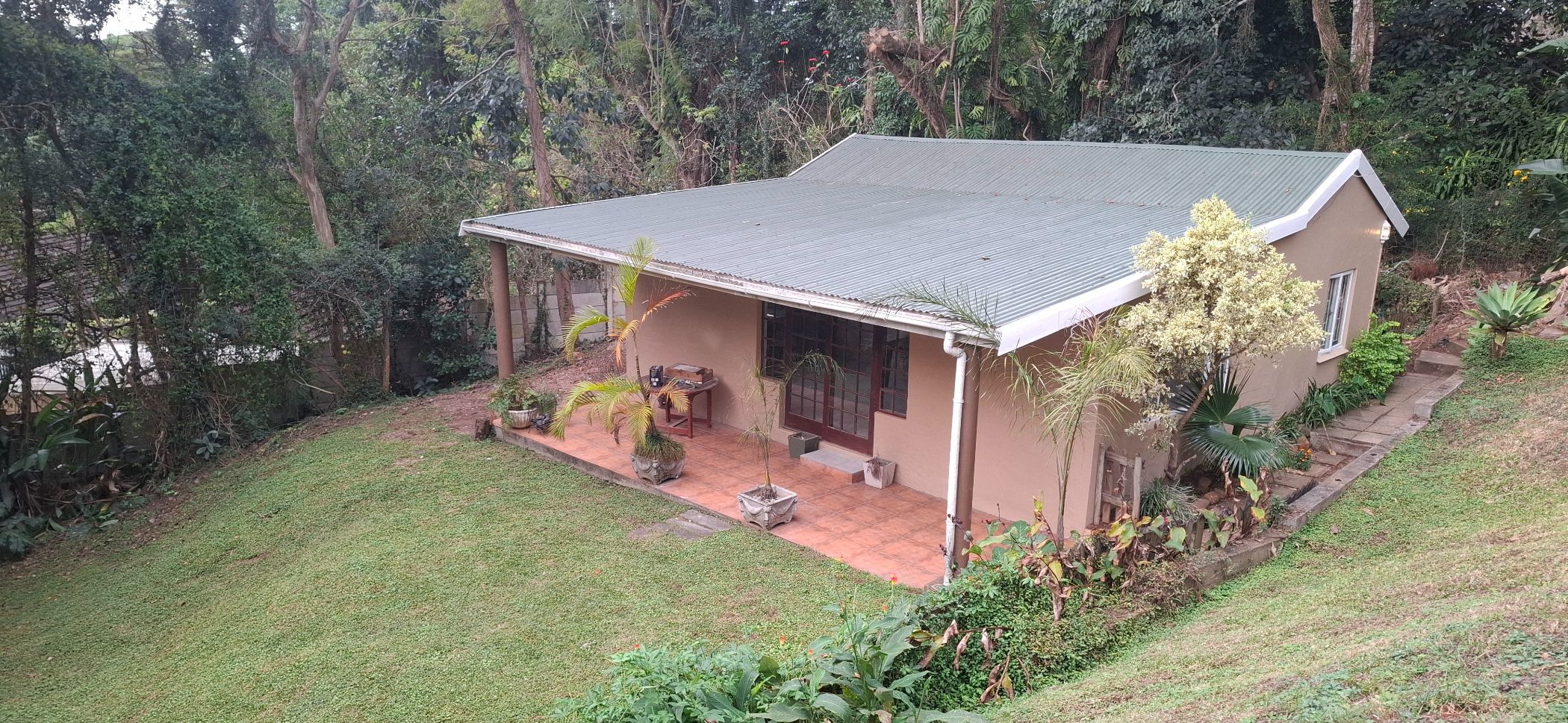 Garden cottage to rent in Kloof - 1KF1742661