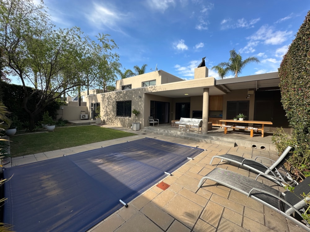 Townhouse to rent in Waterkloof, Pretoria East - PTL1742691 Townhouse to rent in Waterkloof, Pretoria East - PTL1742691