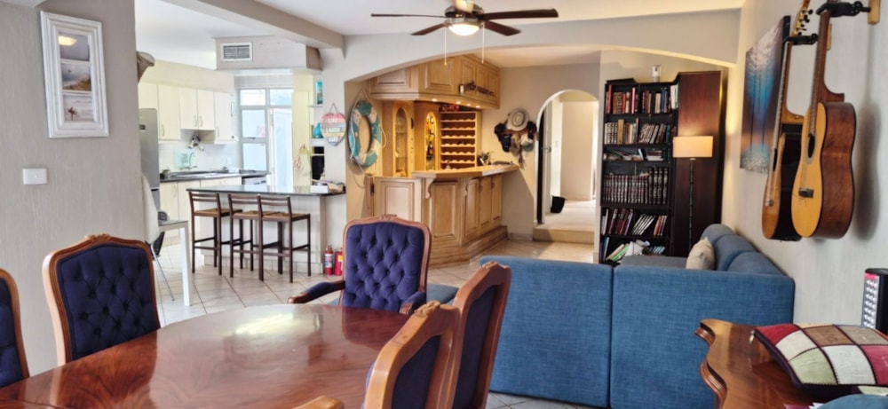 Townhouse for sale in La Lucia - 1ND1744840 Townhouse for sale in La Lucia - 1ND1744840