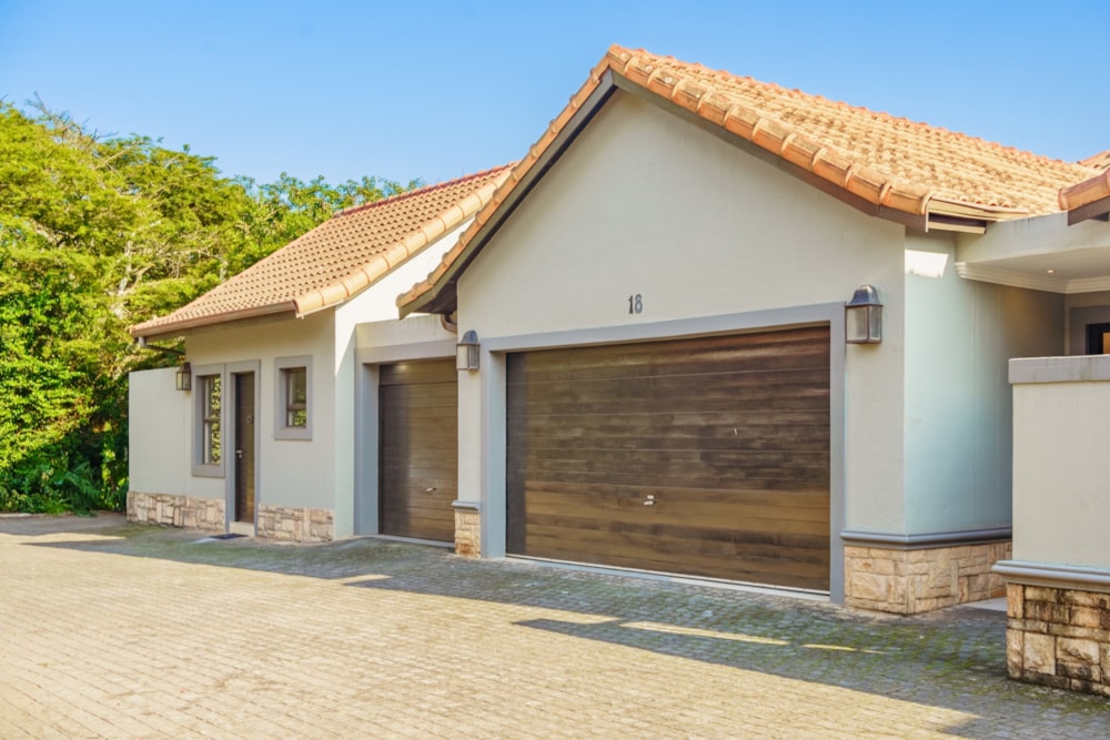 Townhouse to rent in Zimbali Estate - 1BD1738686