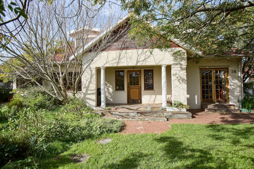 Double-storey house for sale in Pinelands, Cape Town - KW1741867