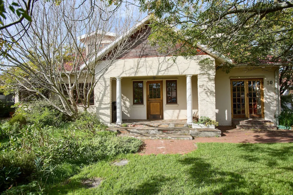 Double-storey house for sale in Pinelands, Cape Town - KW1741867 Double-storey house for sale in Pinelands, Cape Town - KW1741867