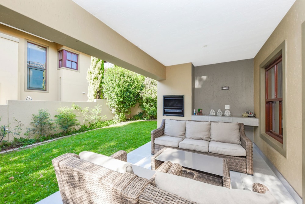 Double-storey cluster let in Stratford Gardens - FYL1740723 Double-storey cluster let in Stratford Gardens - FYL1740723